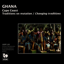 GHANA: CAPE COAST. TRADITIONS EN MUTATION