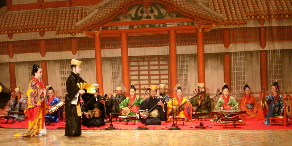Musiques de cour d’Okinawa – chants classiques et drames dansés