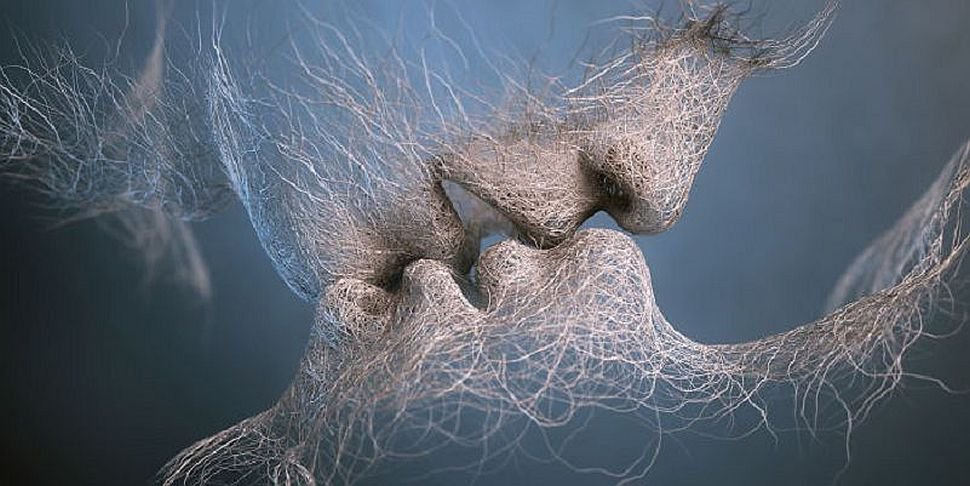 Adam Martinakis Last kiss