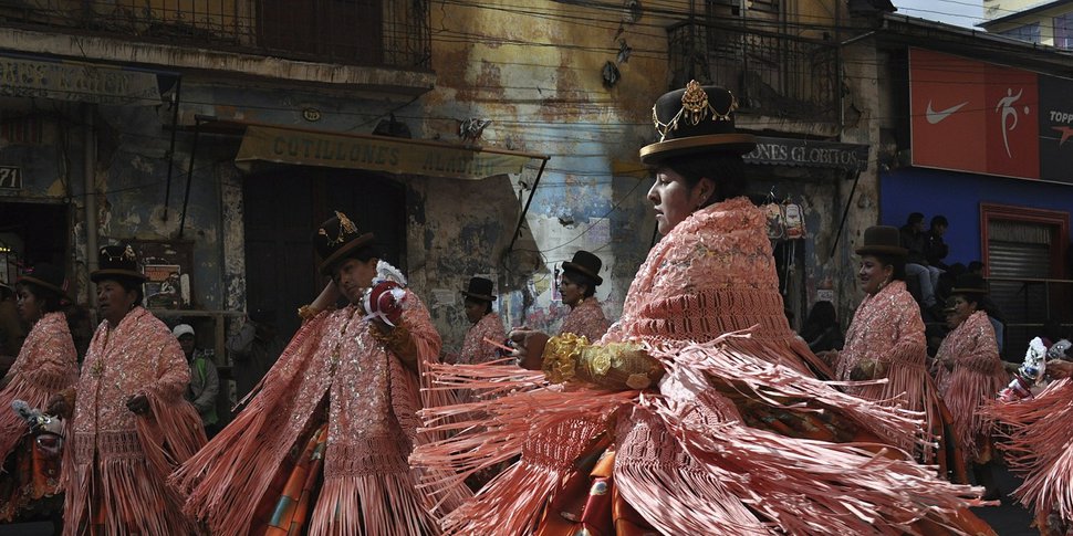 Bolivie: danseurs lors d'un festival à La PAZ