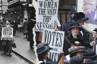 Des revoltes qui font date 45 Sarah Gavron Suffragettes.jpg