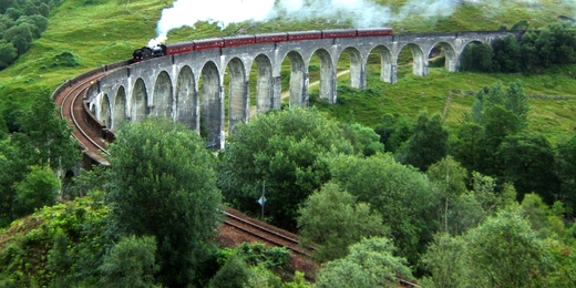 Glenfinnan_Viaduct.jpg