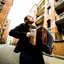 Anne Niepold, accordéon. Muziek•Culture
