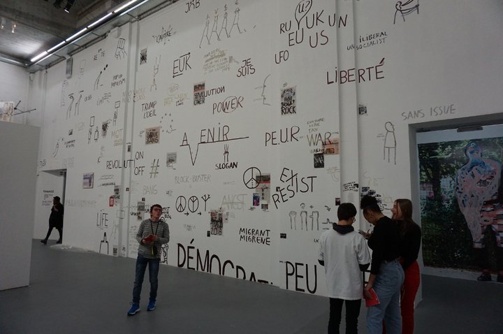 expo Resistance La Centrale - (c) - Dan Perjovschi